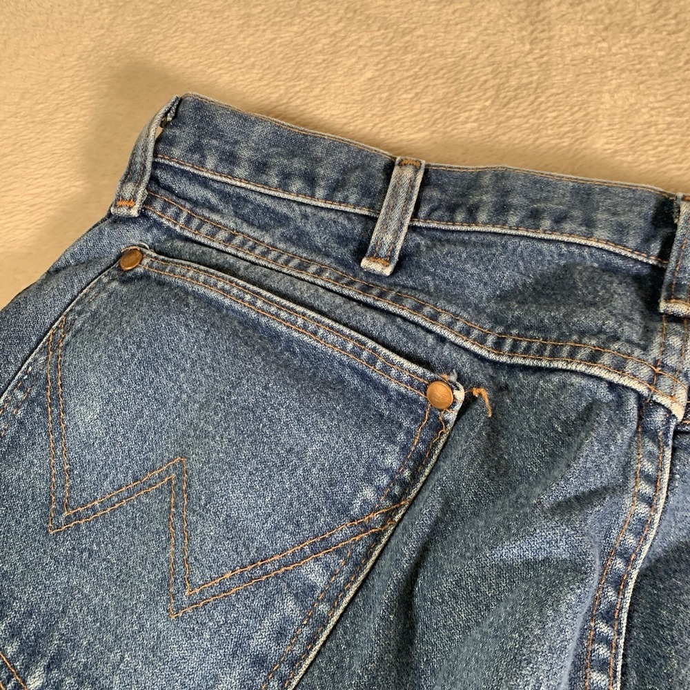 Vintage Wrangler 13MWZ Jeans Mens 38x36(36x36) Medium Wash Straight Made USA 90s - Picture 9 of 11
